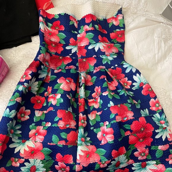 Formal Floral Bubble Dress - Picture 3 of 4
